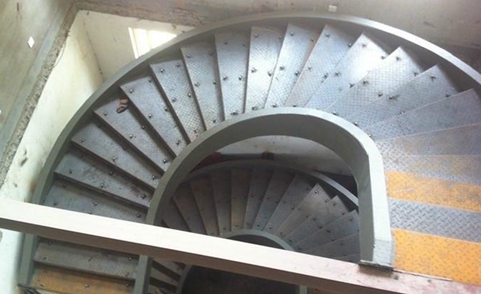 钢结构楼梯施工现场